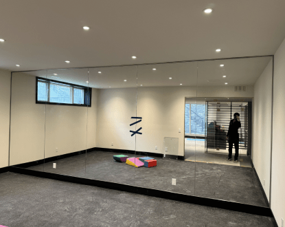 <p style="font-family: 'Poppins', sans-serif; font-weight: 700; font-size:24px;">MIRROR INSTALLATION</p>